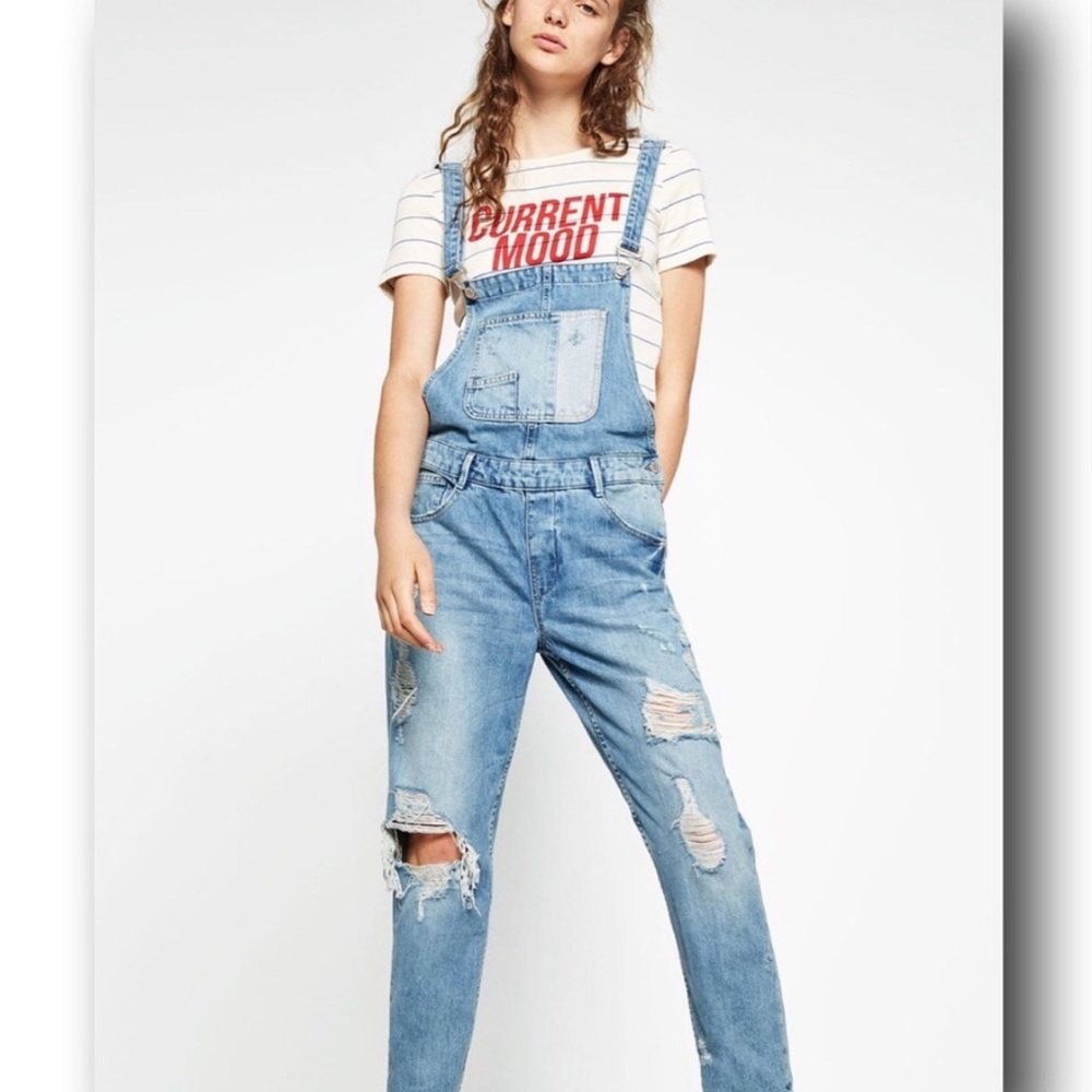 ZARA color block light wash overalls